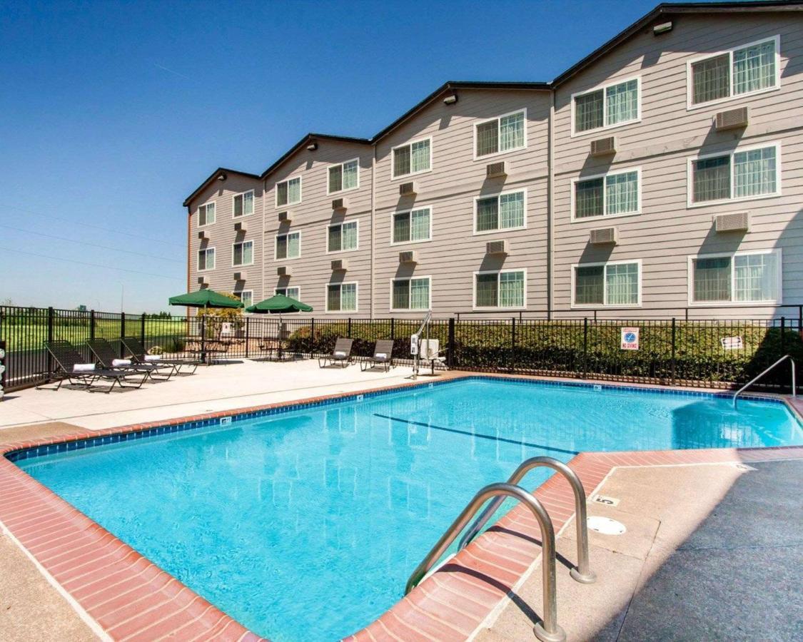 Quality Inn & Suites Springfield Eksteriør bilde