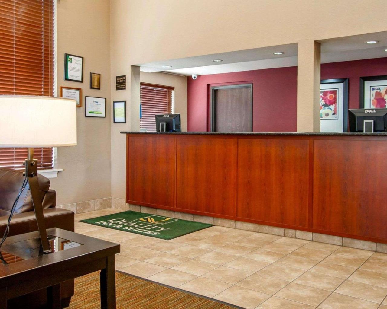 Quality Inn & Suites Springfield Eksteriør bilde
