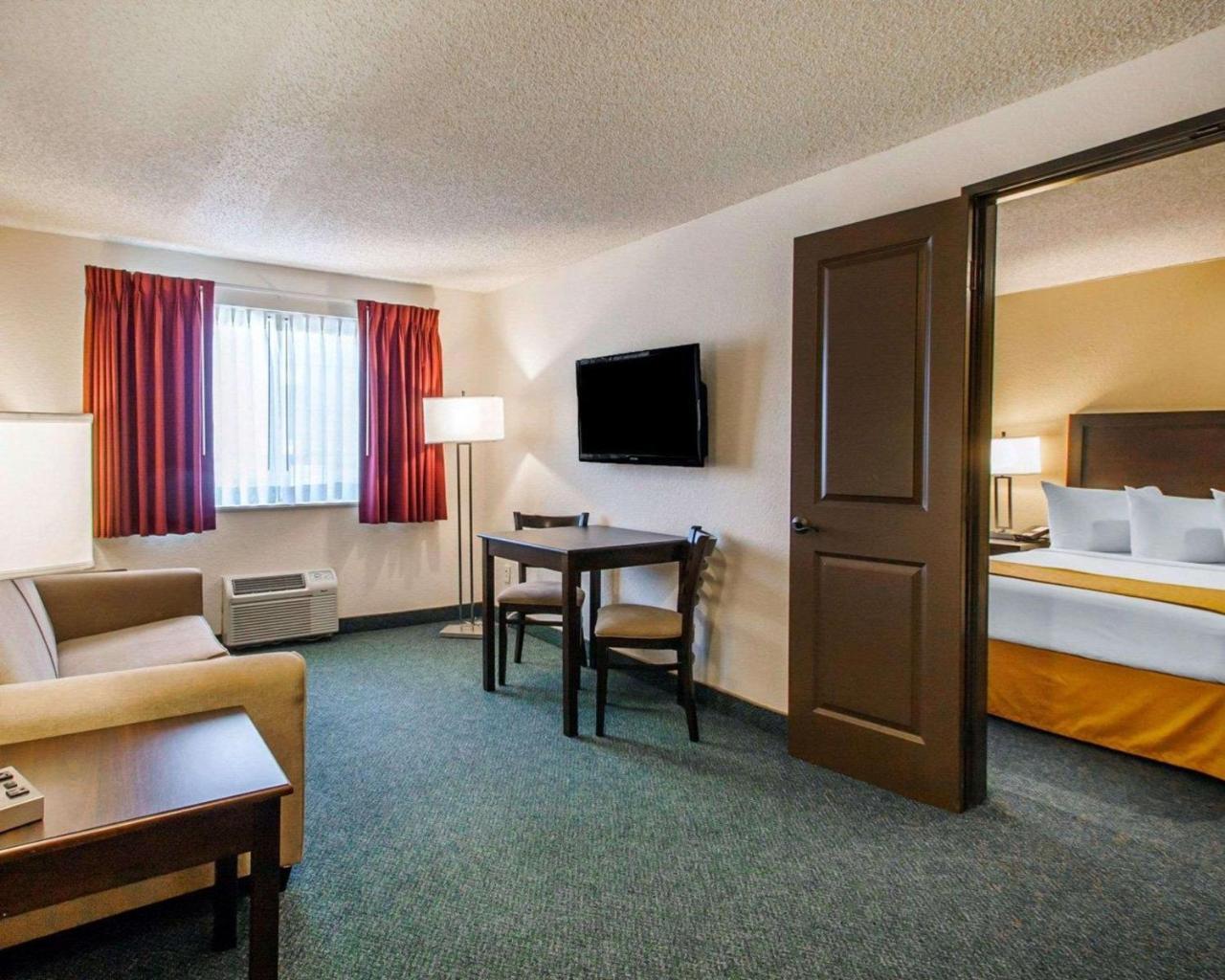 Quality Inn & Suites Springfield Eksteriør bilde
