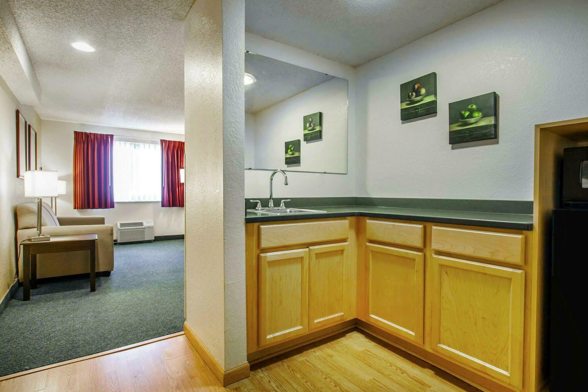 Quality Inn & Suites Springfield Eksteriør bilde